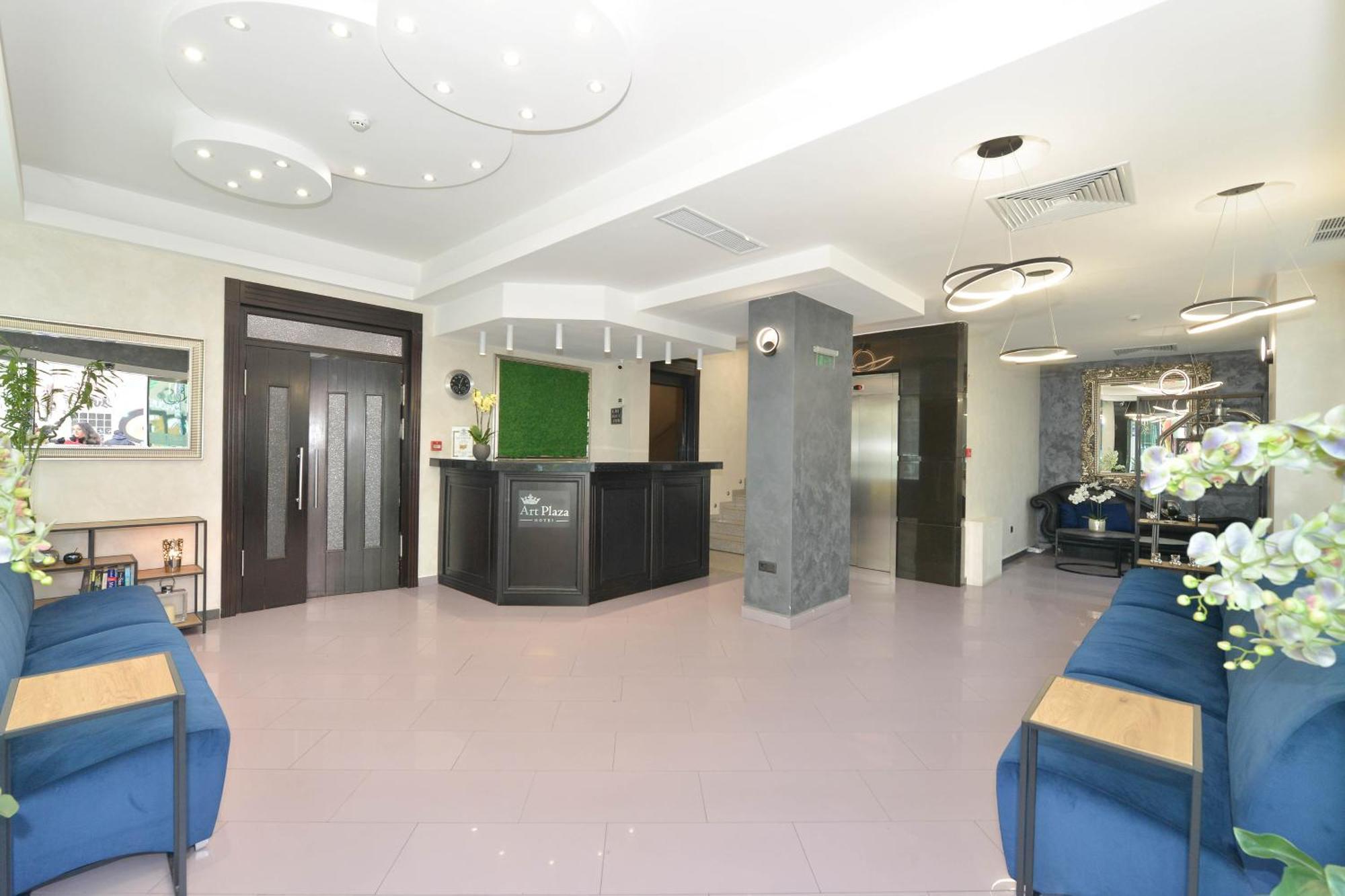 Art Plaza Hotel — Photos 2